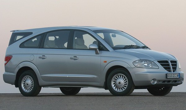 ssangyong rodius